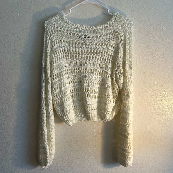 Lulu’s Sweater - Picture 2 of 3